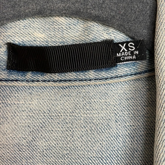 Distressed BLK DNM fringed denim jacket! - Picture 2 of 7